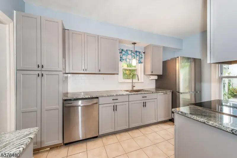 10 Passaic Ave, Ogdensburg, NJ 07439 - Image #3