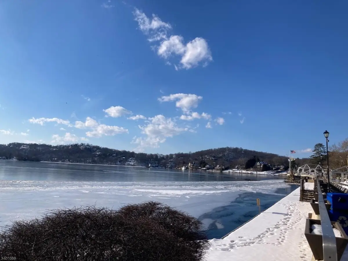 65 Ledgewood Trl, Lake Mohawk, NJ 07871 - Image #1