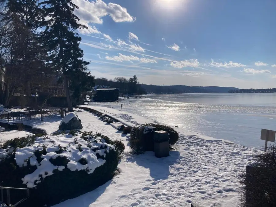 65 Ledgewood Trl, Lake Mohawk, NJ 07871 - Image #3