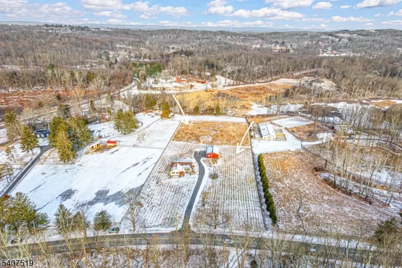 33 Hibler Rd, Green Township, NJ 07860 - Image #2