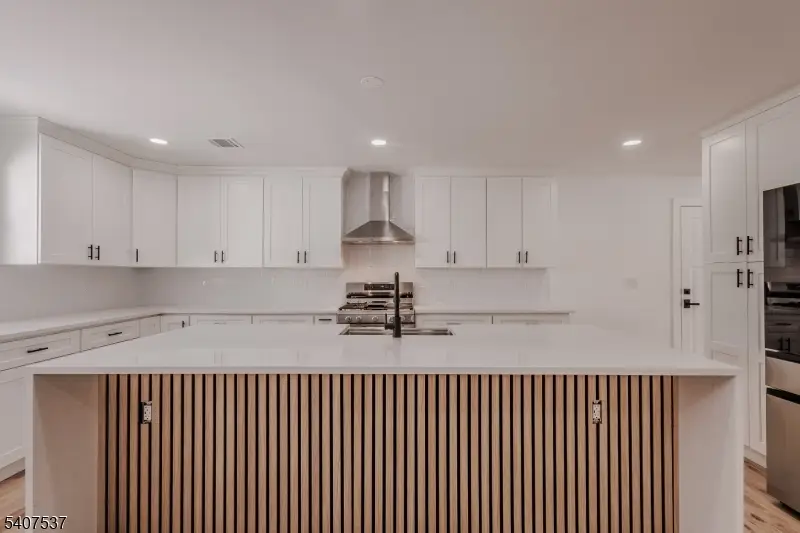 317 Willow Ave, Scotch Plains, NJ 07076 - Image #2