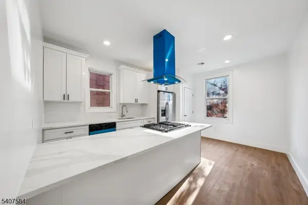 275 Claremont Ave, Jersey City, NJ 07305