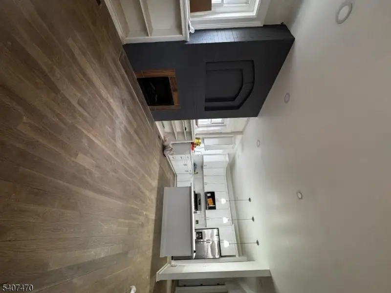 696 Dr Martin Luther King J, Newark, NJ 07102 - Image #2