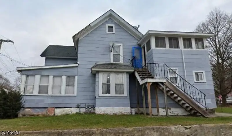 36 E Main St, Sussex, NJ 07461 - #1