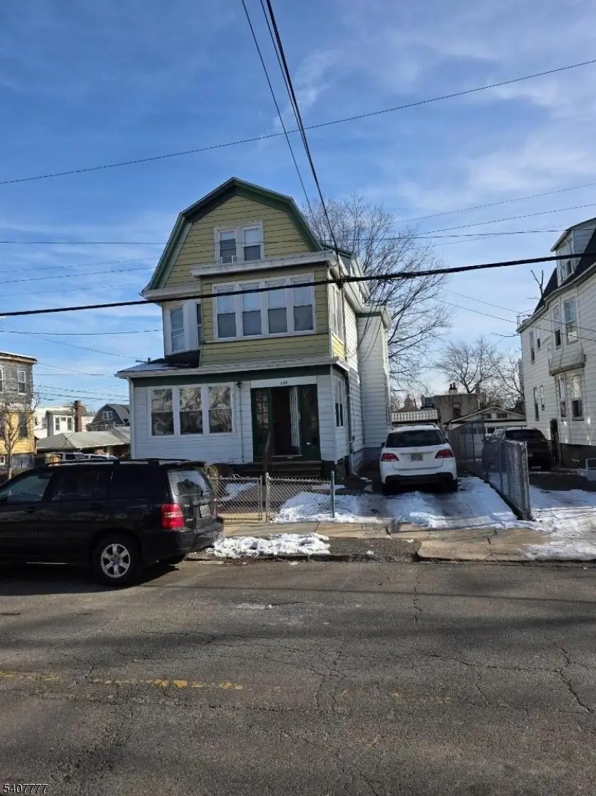 388 Seymour Ave, Newark, NJ 07112 - Image #1