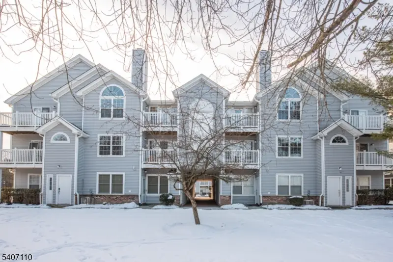 10 Springbrook Rd, E #10, Montville, NJ 07045 - Image #1