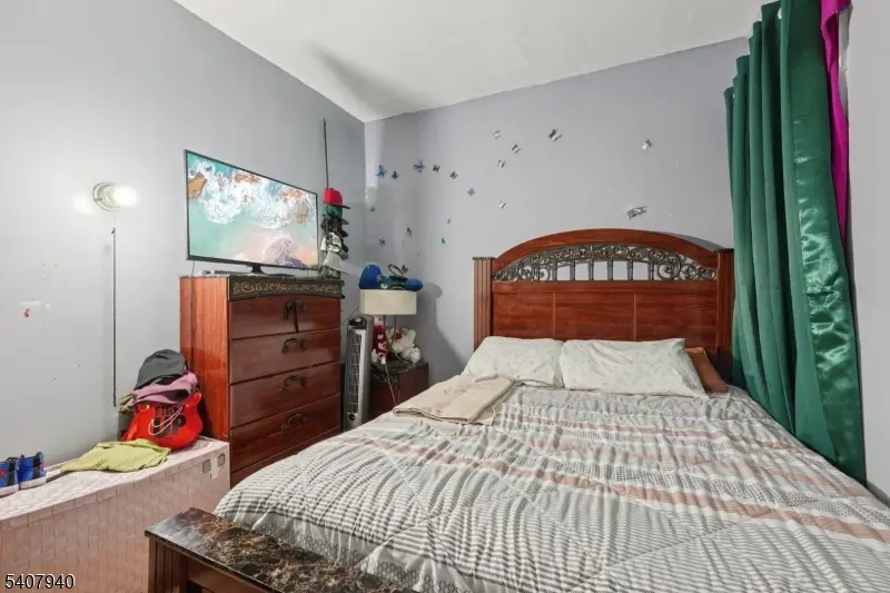 597 E 23rd St, Paterson, NJ 07514 - Image #2