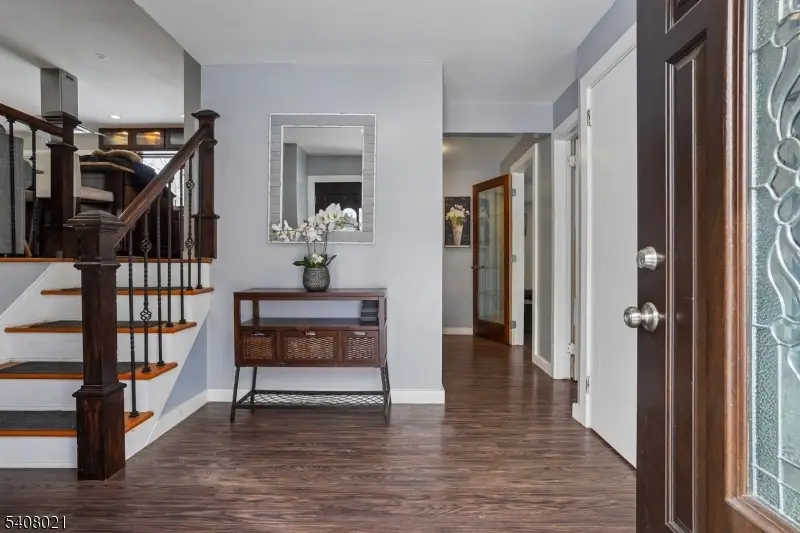 6 Connel Dr, West Orange, NJ 07052 - Image #3