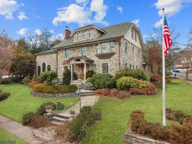 225 Hillside Ave, Nutley, NJ 07110 - Image #1