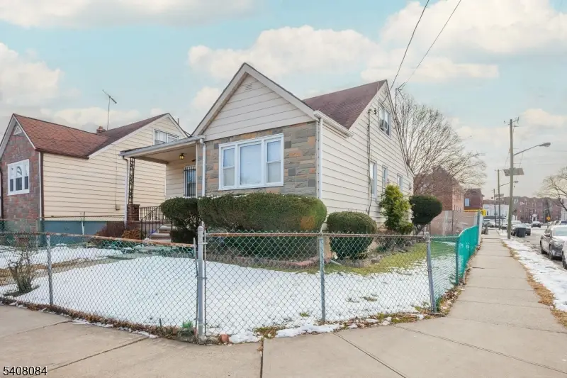 284 W End Ave, Newark, NJ 07106 - #2