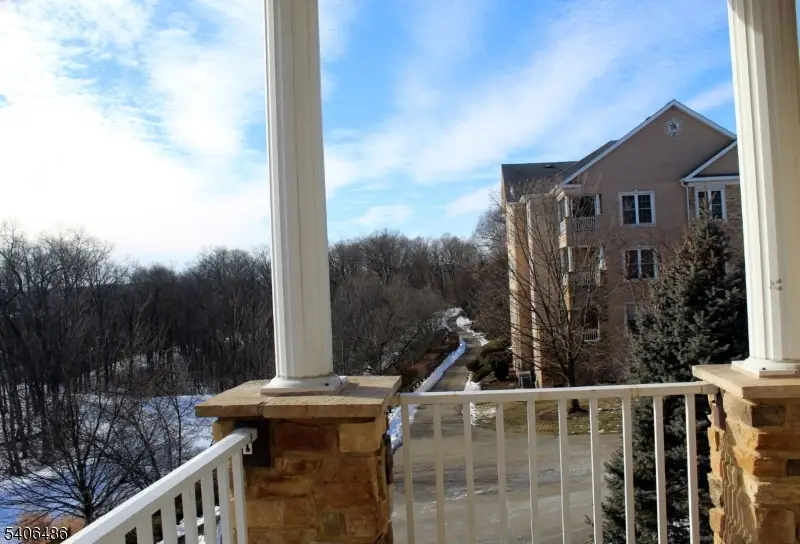 3211 Cleveland Ln #211, Mount Hope, NJ 07866 - Image #2