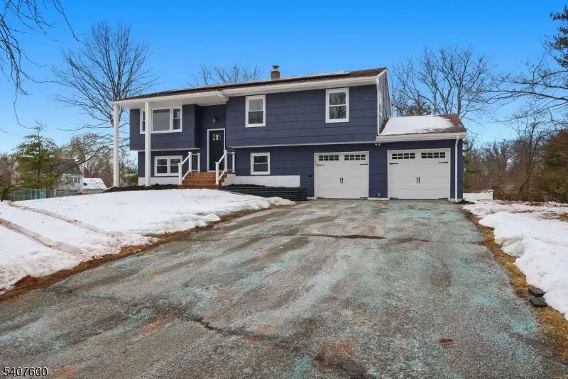 12 Thornton Ln, Piscataway, NJ 08854 - #1