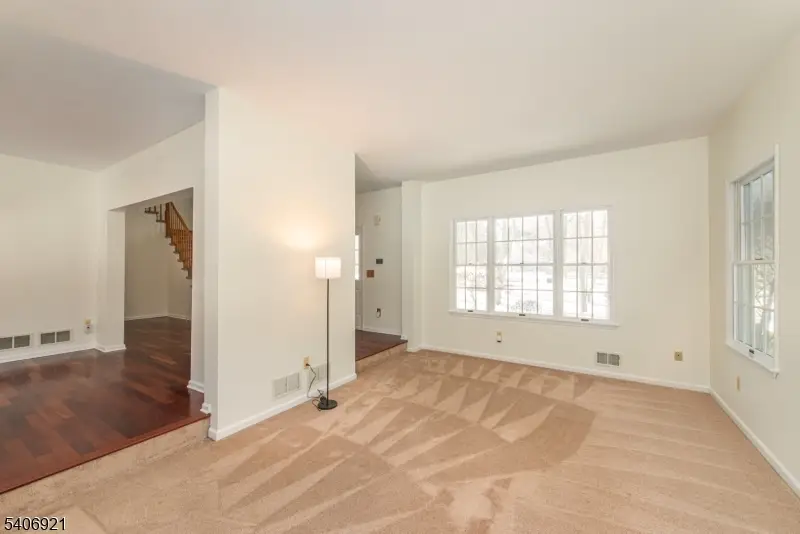 15 Vista Dr, Rockaway Township, NJ 07005 - Image #3