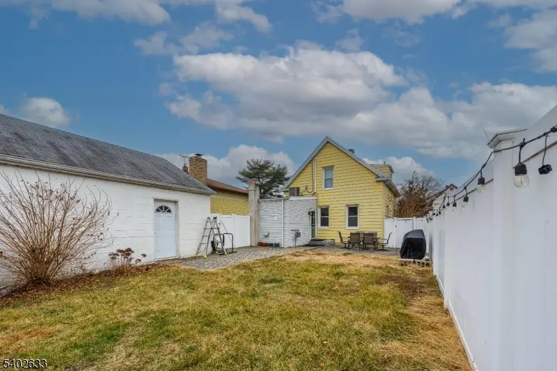 17 Dietrich St, Little Ferry, NJ 07643 - #3