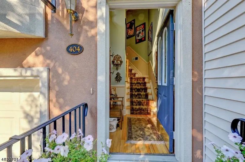 404 Manchester Dr, Nutley, NJ 07110 - Image #3