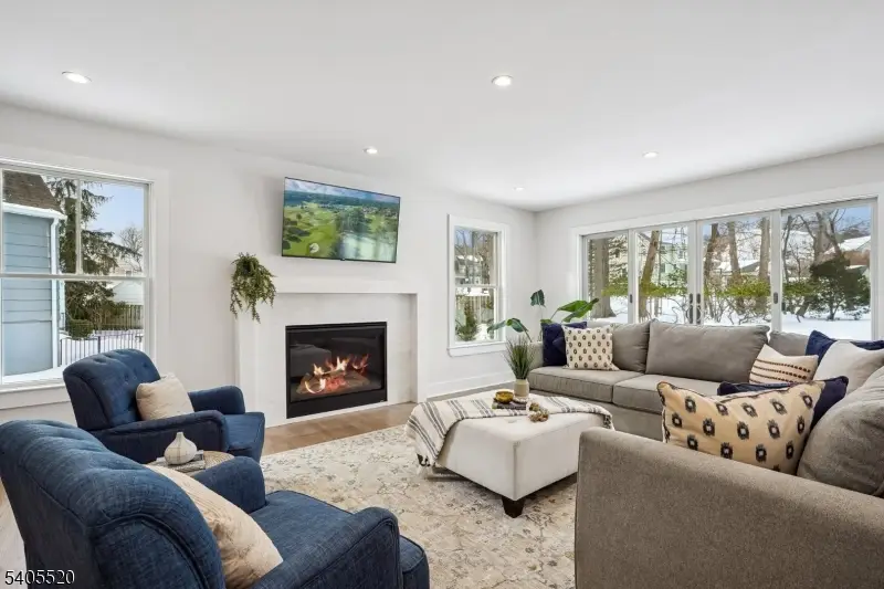 23 Reeve Circle, Millburn, NJ 07041 - #3