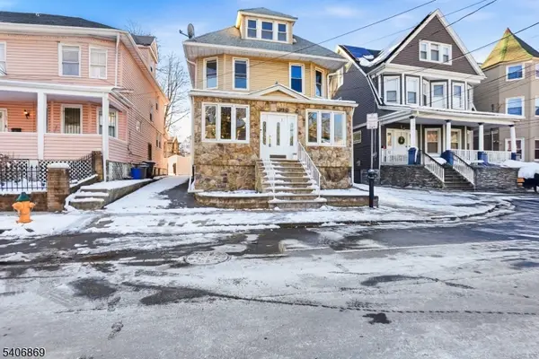 71 Oakland Ter, Newark City, NJ 07106