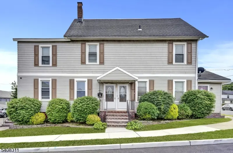 601 Ridgeway Ave, Sayreville, NJ 08879 - Image #1