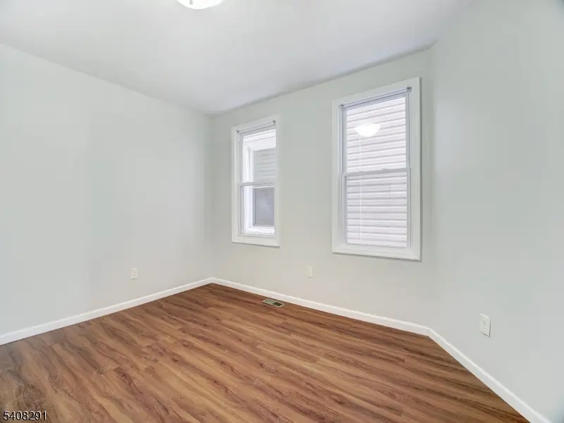 160 S 11th St, Newark, NJ 07107 - #3