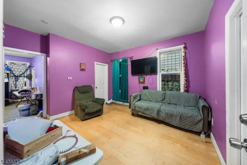 409 E Jersey St, Elizabethport, NJ 07206 - Image #3