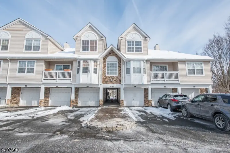 27 Loch Ln, Ledgewood, NJ 07852 - Image #2