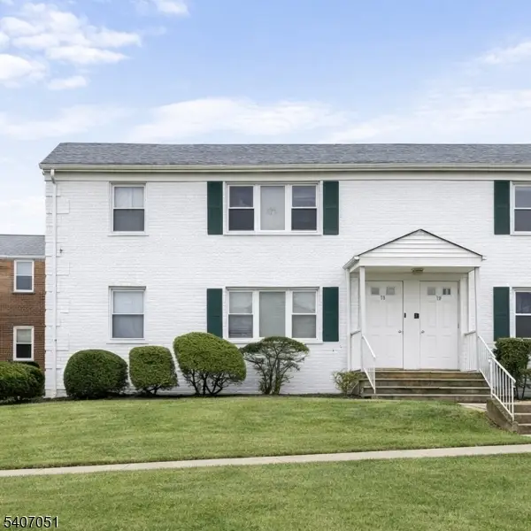 18A Garfield Park #18a, Edison, NJ 08837 - Image #1