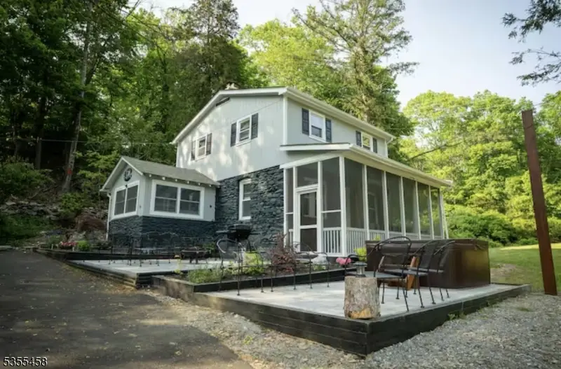 14 Luchetti Way, Andover Township, NJ 07860 - Image #2