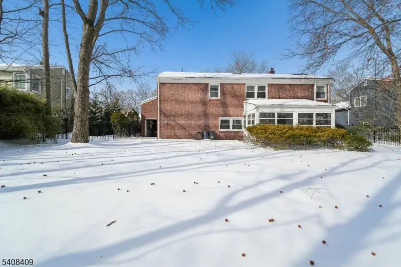 20 Archbridge Ln, Springfield, NJ 07081 - #2