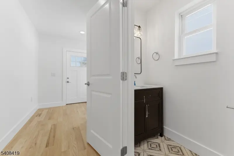 918 Bower St, Linden, NJ 07036 - Image #2