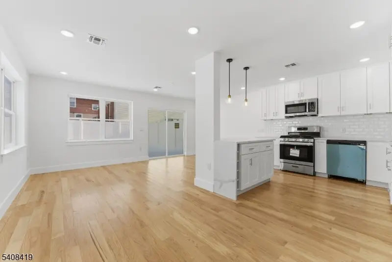 918 Bower St, Linden, NJ 07036 - Image #3