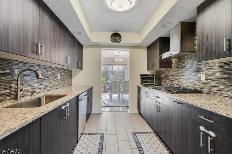 130 Magee Ct #130, East Brunswick, NJ 08816 - Image #2