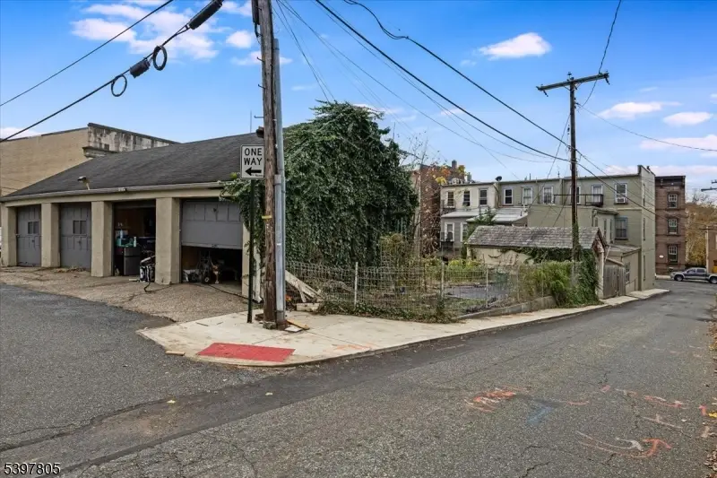 99 S Main St, Phillipsburg, NJ 08865 - Image #2