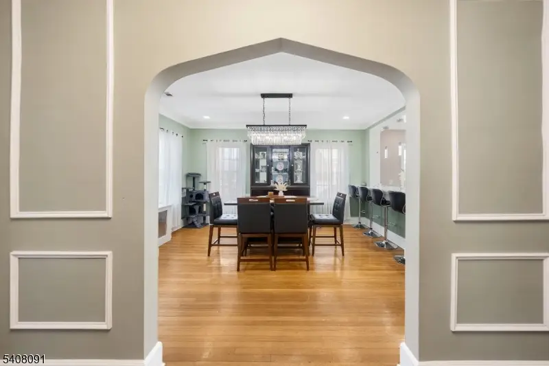 32 Barnard Pl, Elizabeth, NJ 07208 - Image #3