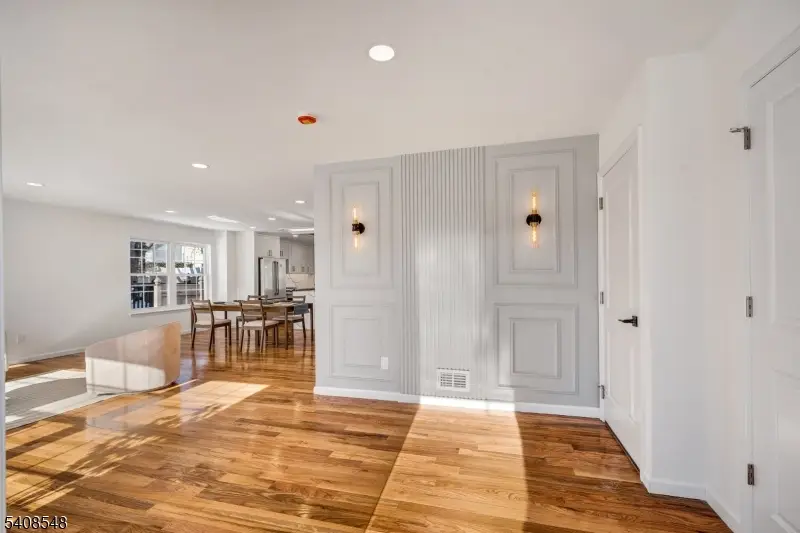 131 Palsa Ave, Elmwood Park, NJ 07407 - #3