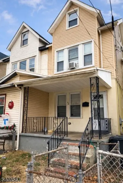94 Race St, Trenton City, NJ 08638