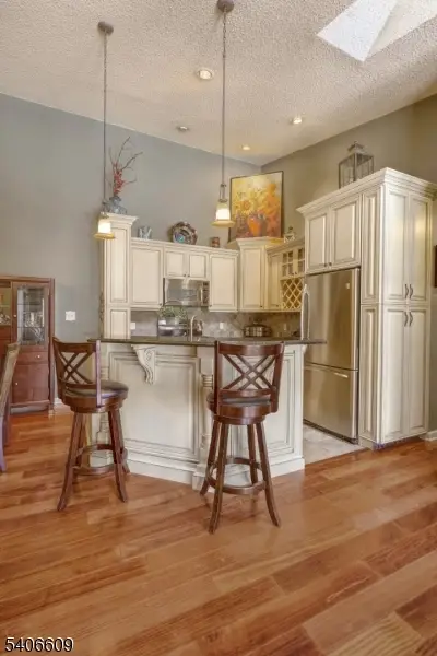 4104 Crawford Ct, Bradley Gardens, NJ 08807 - Image #3