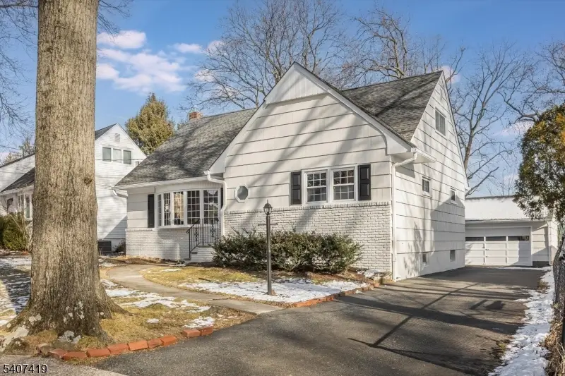 9 Glenfield Rd, Glen Ridge, NJ 07028 - Image #2