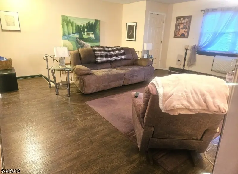 84D White Str, Eatontown, NJ 07724 - Image #2