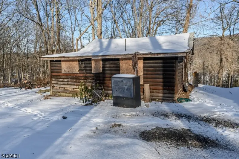 10 Flatbush Rd, Vernon Township, NJ 07461 - #1