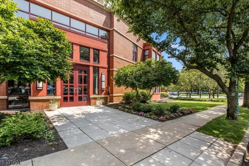 85 Park Ave #205, Glen Ridge, NJ 07028 - Image #2