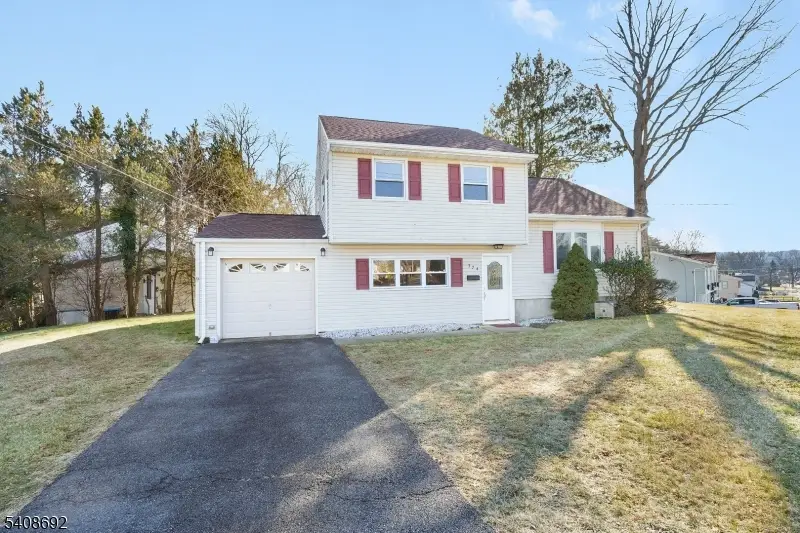 174 Baker Ave, Wharton, NJ 07885 - Image #3