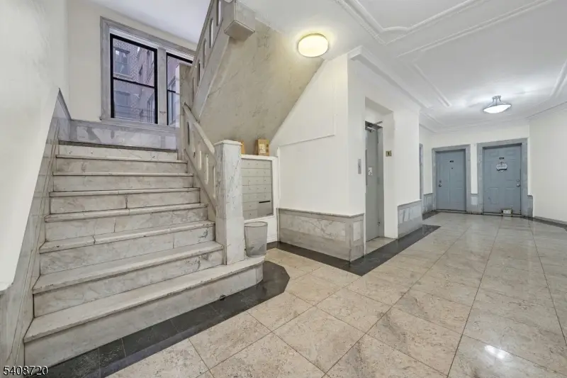 277 Harrison Ave, Jersey City, NJ 07304 - Image #2