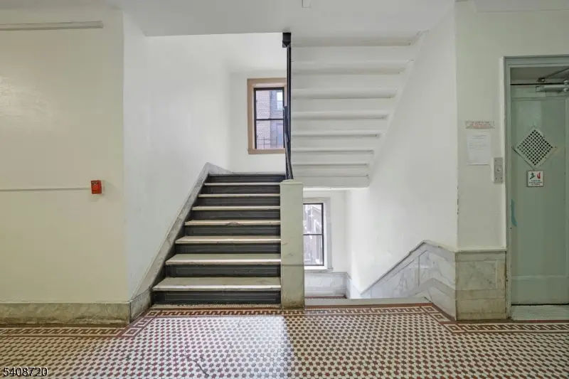 277 Harrison Ave, Jersey City, NJ 07304 - Image #3