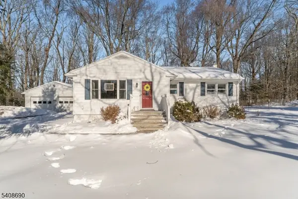 469 W Hill Rd, Lebanon Twp., NJ 08826