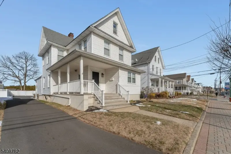 37 E Somerset Street, Raritan, NJ 08869 - #1