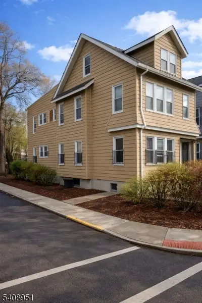 48 Oak Ave, Irvington, NJ 07111 - #2