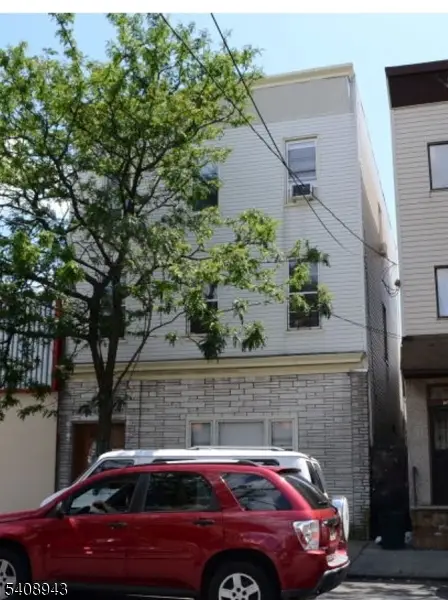 153 Fleming Ave, Newark City, NJ 07105