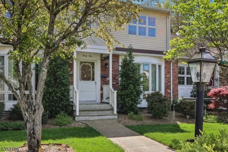 34 Brian Rd, West Caldwell, NJ 07006 - Image #2