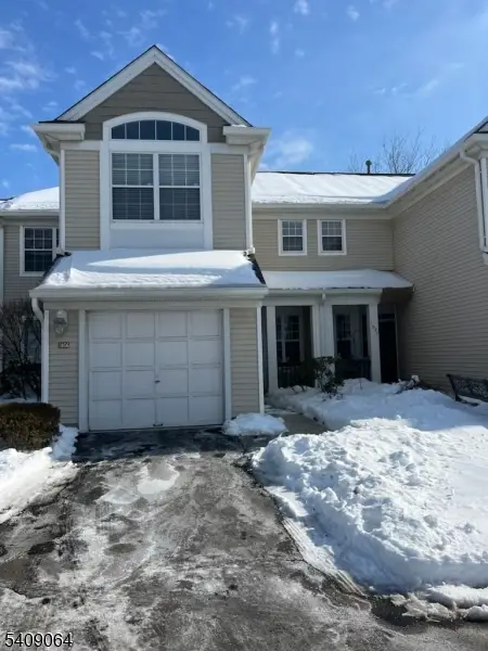 1056 Deerhaven Ter, Lopatcong Overlook, NJ 08886 - Image #1