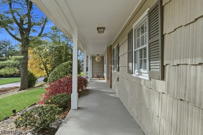55 Somerset Dr, Woodcliff Lake, NJ 07677 - Image #2